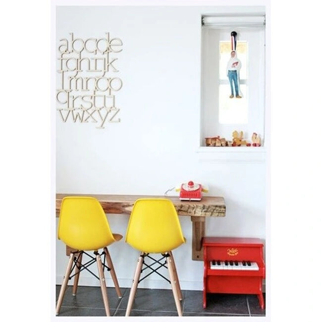 Red / Armless Shell Style / Set of 2 – Plastic Dining Chairs with Wooden Eiffel Legs