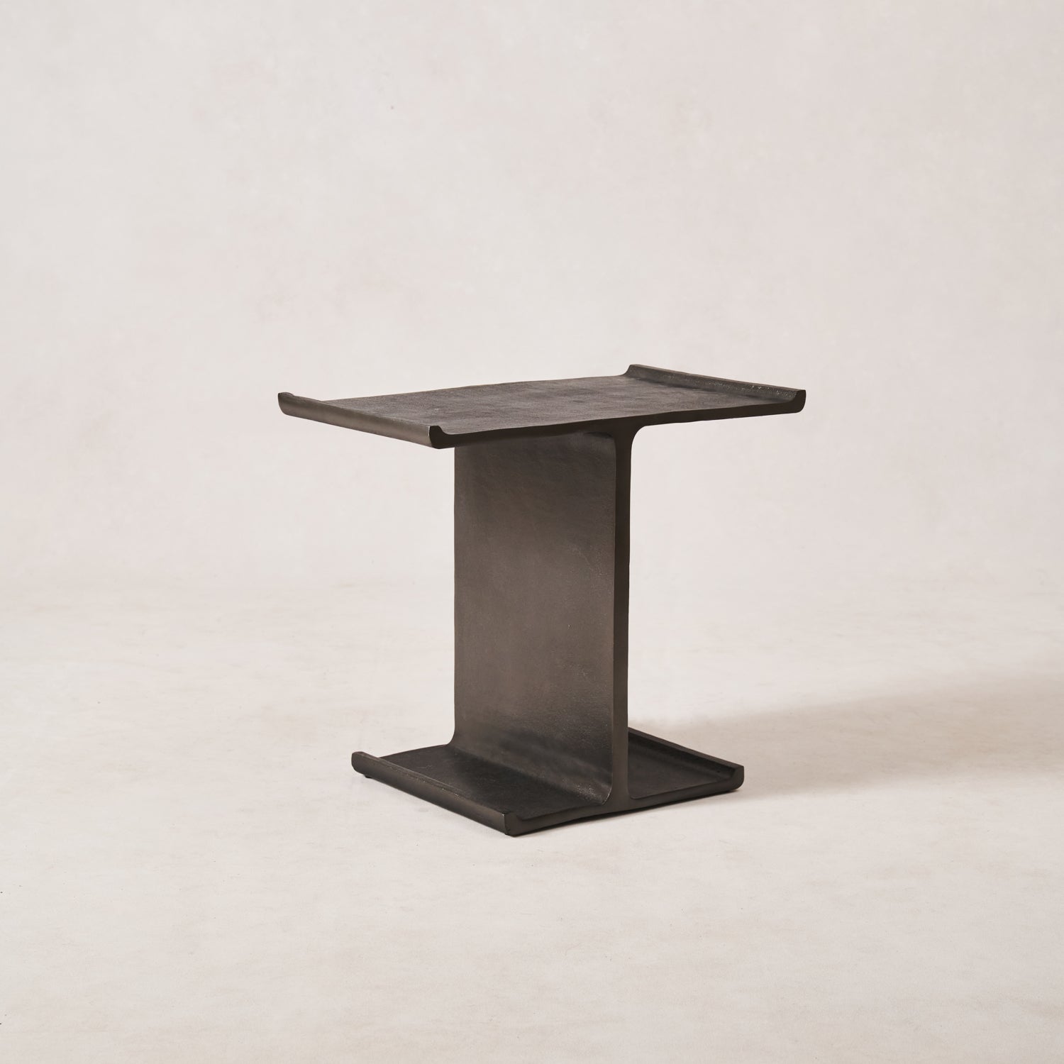 Table d'appoint I-Beam