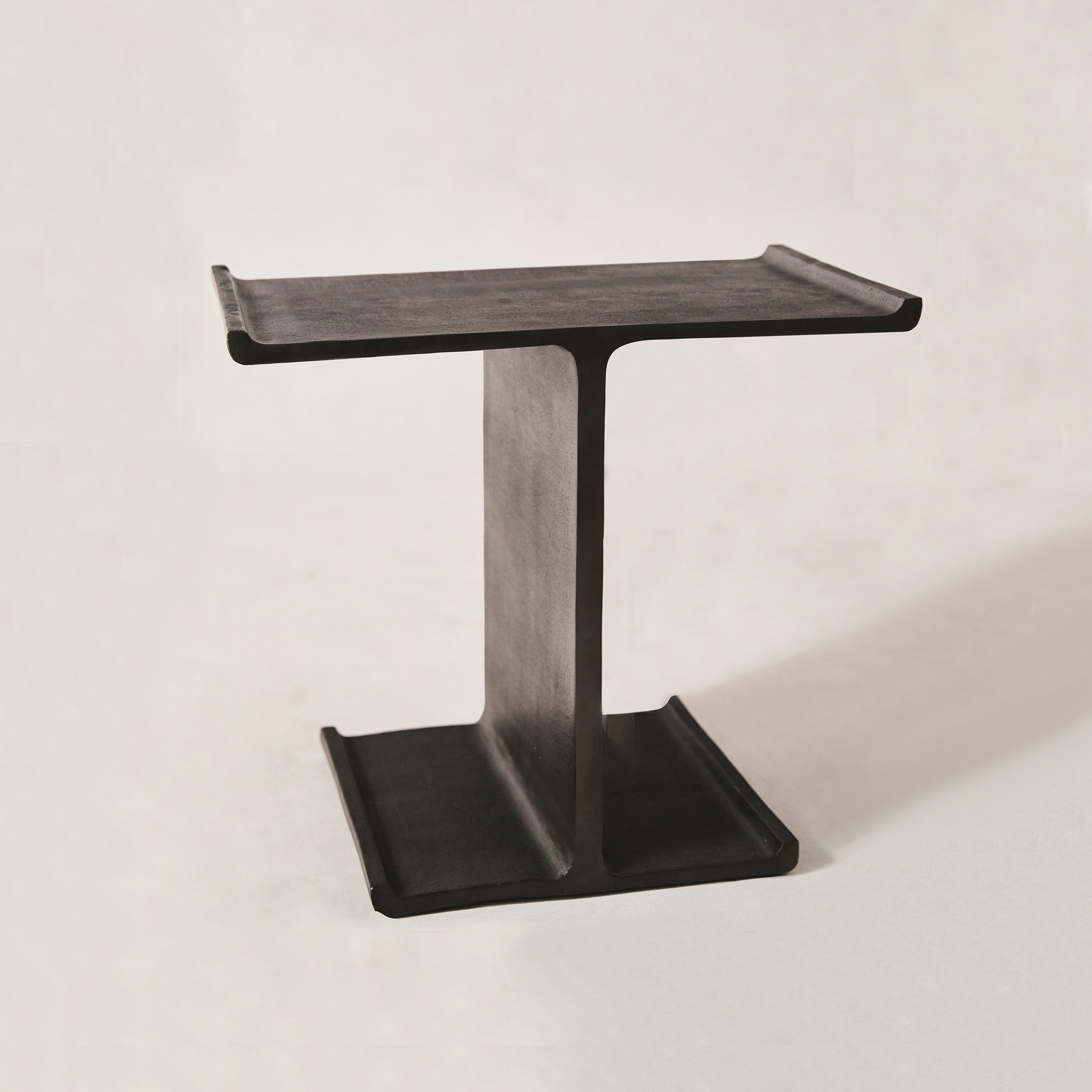 Table d'appoint I-Beam