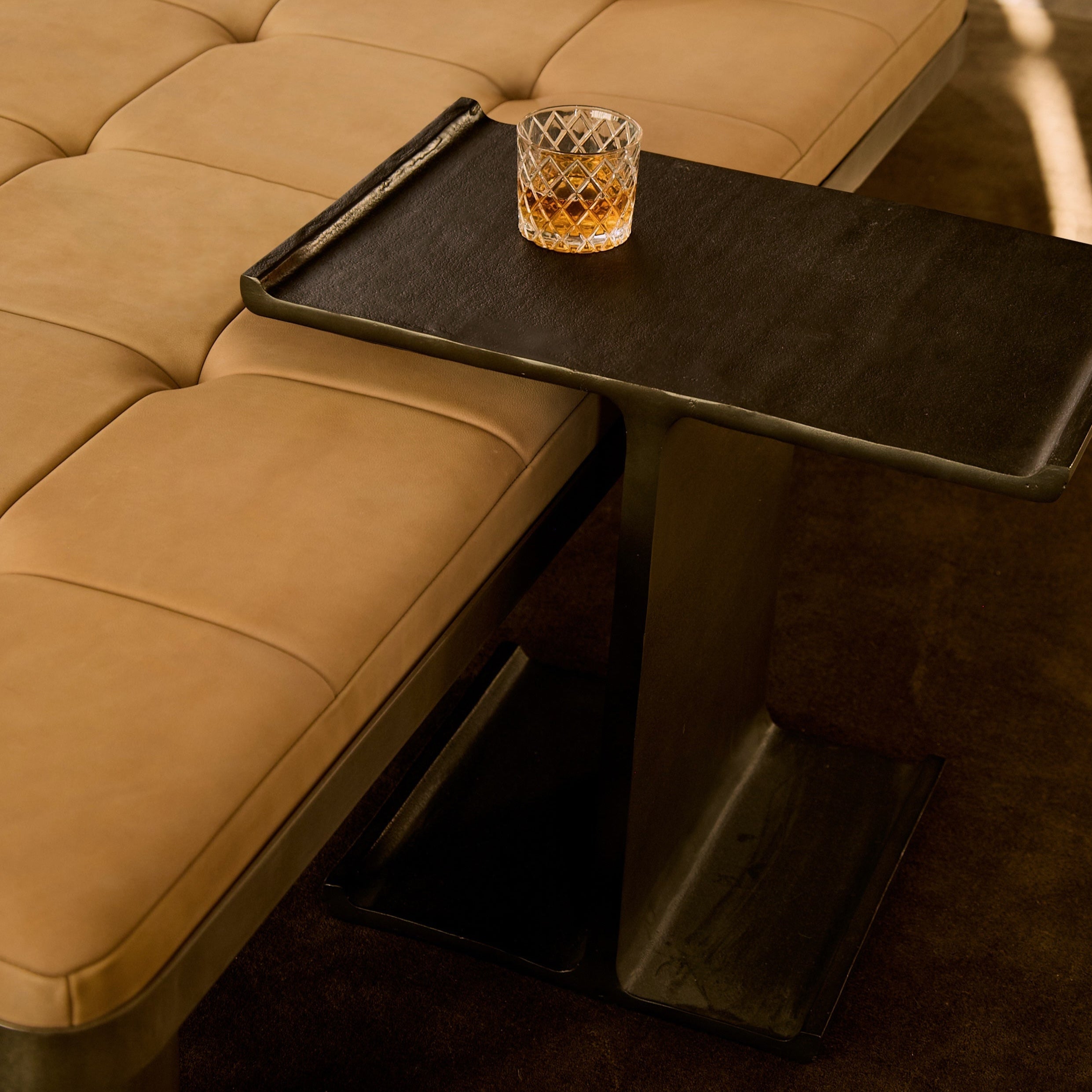 Table d'appoint I-Beam