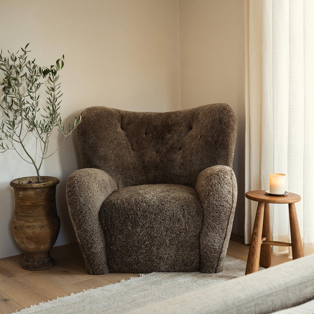 Fauteuil Papa Teddy - Peau de mouton de couleur taupe